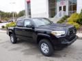 Front 3/4 View of 2023 Toyota Tacoma SR Double Cab 4x4 #1