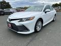 Front 3/4 View of 2022 Toyota Camry LE #3
