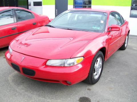 Bright Red Pontiac Grand Prix SE Sedan.  Click to enlarge.