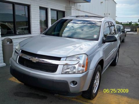 Galaxy Silver Metallic Chevrolet Equinox LT.  Click to enlarge.