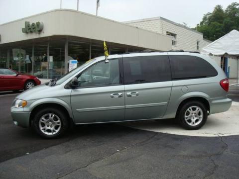 Satin Jade Green Pearl Dodge Grand Caravan SXT AWD.  Click to enlarge.