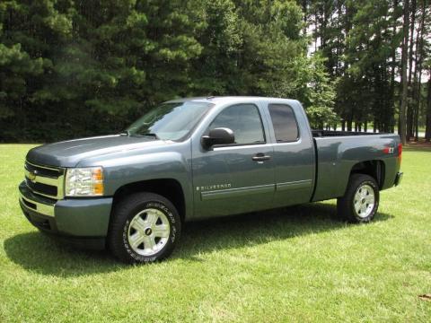 Blue Granite Metallic Chevrolet Silverado 1500 LT Extended Cab 4x4.  Click to enlarge.