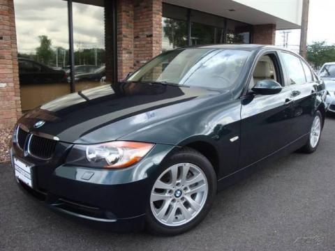 Deep Green Metallic BMW 3 Series 325xi Sedan.  Click to enlarge.