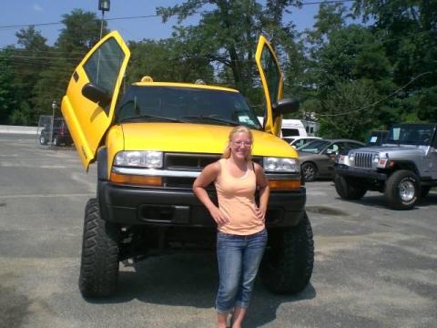 Flame Yellow Chevrolet S10 ZR2 Extended Cab 4x4.  Click to enlarge.