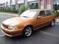 Front 3/4 View of 1998 Volvo V70 R AWD #1