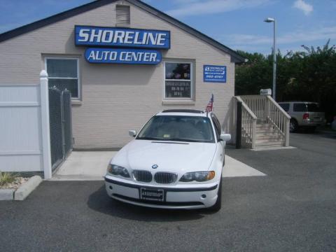 Alpine White BMW 3 Series 325i Sedan.  Click to enlarge.