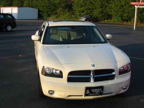 Stone White Dodge Charger R/T.  Click to enlarge.