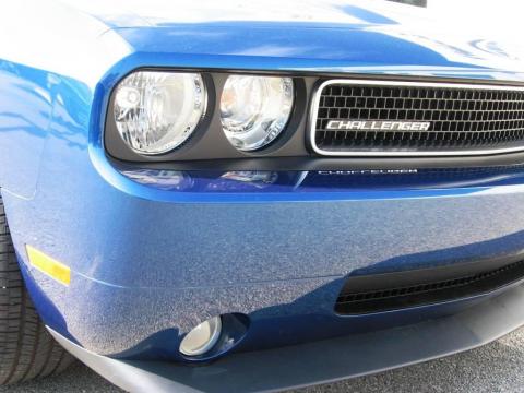 Deep Water Blue Pearl Coat Dodge Challenger SE.  Click to enlarge.