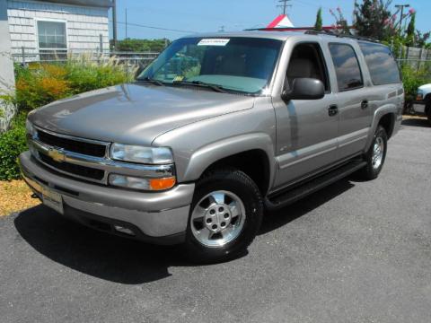 Light Pewter Metallic Chevrolet Suburban 1500 LS 4x4.  Click to enlarge.