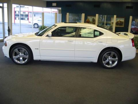dealerrevs.comStone White 2009 Dodge Charger dealerrevs.comStone White 2009 Dodge Charger