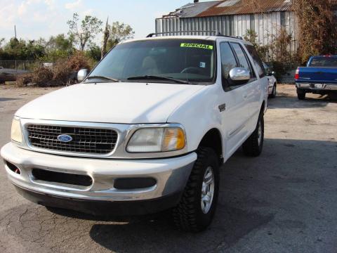 Oxford White Ford Expedition XLT 4x4.  Click to enlarge.