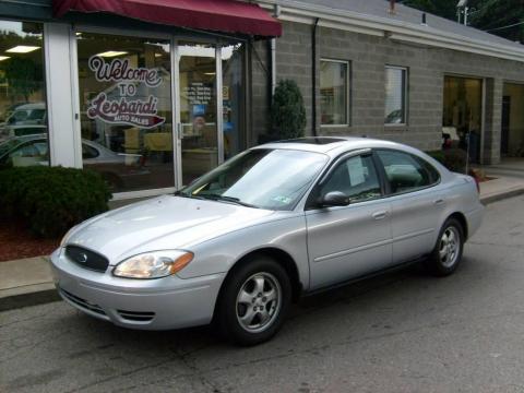 Silver Frost Metallic Ford Taurus SES Sedan.  Click to enlarge.