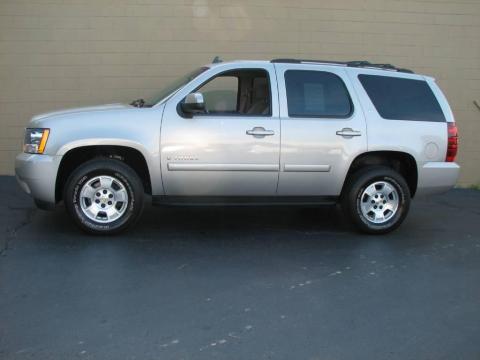 Silver Birch Metallic Chevrolet Tahoe LT.  Click to enlarge.