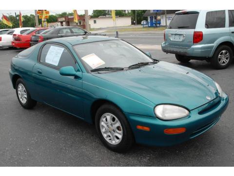 Tropic Emerald Metallic Mazda MX-3 .  Click to enlarge.