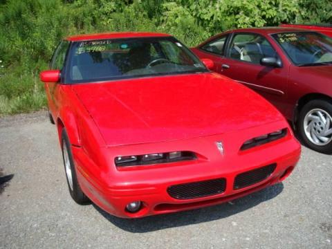 Bright Red Pontiac Grand Prix SE Coupe.  Click to enlarge.