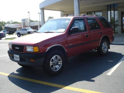 Claret Red Pearl Isuzu Rodeo LS. Click to enlarge. Claret Red Pearl Isuzu Rodeo LS. Click to enlarge.