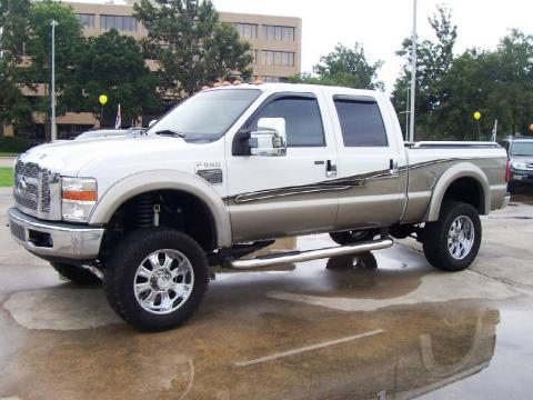 Oxford White Ford F250 Super Duty Lariat Crew Cab 4x4.  Click to enlarge.