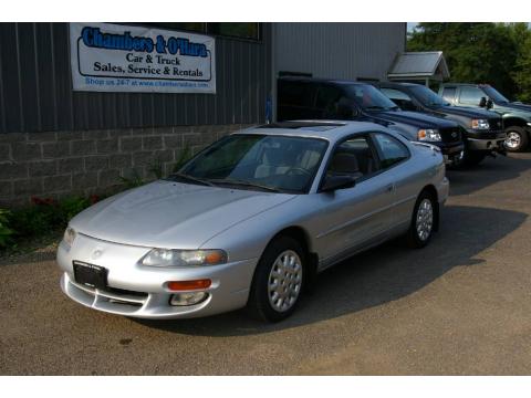 Ice Silver Metallic Dodge Avenger Sport.  Click to enlarge.