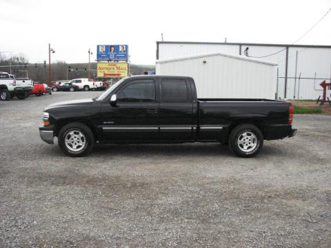 Onyx Black Chevrolet Silverado 1500 LT Extended Cab.  Click to enlarge.