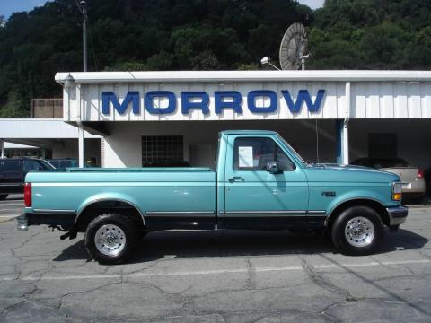 Medium Calypso Green Metallic Ford F150 XLT Regular Cab.  Click to enlarge.