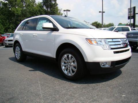 White Platinum Tri-Coat Ford Edge SEL.  Click to enlarge.