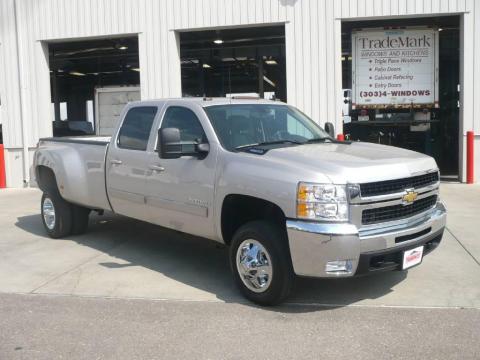 Silver Birch Metallic Chevrolet Silverado 3500HD LT Crew Cab 4x4 Dually.  Click to enlarge.