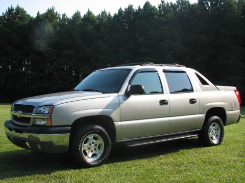 Silver Birch Metallic Chevrolet Avalanche 1500.  Click to enlarge.