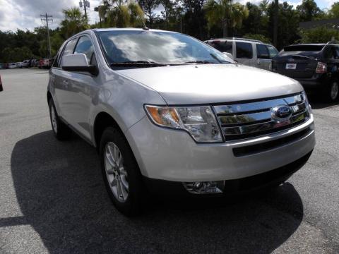 Brilliant Silver Metallic Ford Edge SEL.  Click to enlarge.