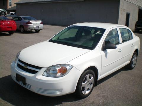Summit White Chevrolet Cobalt Sedan.  Click to enlarge.
