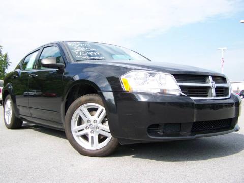 Brilliant Black Crystal Pearl Dodge Avenger SXT.  Click to enlarge.