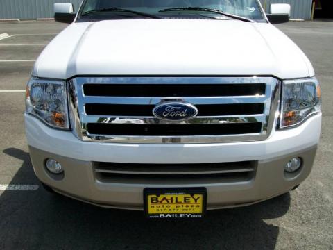 White Platinum Tri-Coat Metallic Ford Expedition King Ranch.  Click to enlarge.