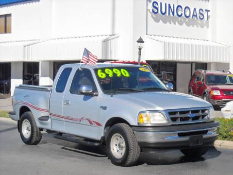 Silver Frost Metallic Ford F150 XLT Extended Cab Flareside.  Click to enlarge.