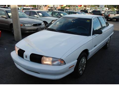 Bright White Oldsmobile Achieva SL.  Click to enlarge.