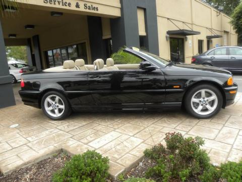 Black Sapphire Metallic BMW 3 Series 325i Convertible.  Click to enlarge.