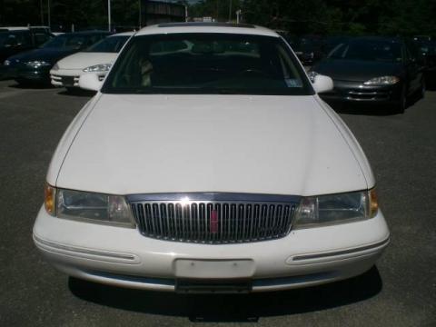 Performance White Lincoln Continental .  Click to enlarge.