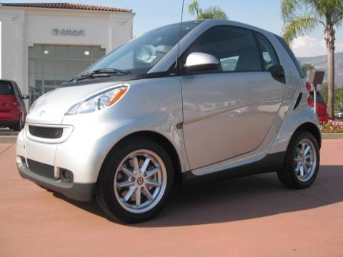 Silver Metallic Smart fortwo passion coupe.  Click to enlarge.
