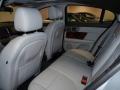 2009 XF Premium Luxury #18