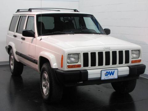 Stone White Jeep Cherokee Sport 4x4.  Click to enlarge.