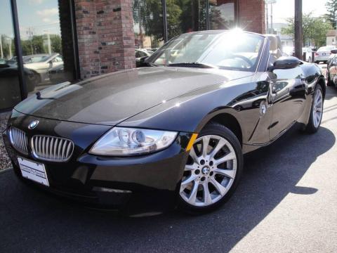 Black Sapphire Metallic BMW Z4 3.0si Roadster.  Click to enlarge.