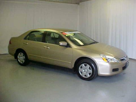 Desert Mist Metallic Honda Accord LX Sedan. Click to enlarge. Desert Mist Metallic Honda Accord LX Sedan. Click to enlarge.