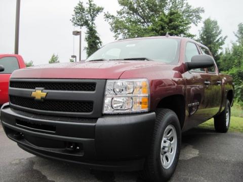 Deep Ruby Red Metallic Chevrolet Silverado 1500 Crew Cab 4x4.  Click to enlarge.