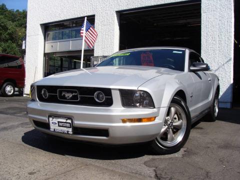 Satin Silver Metallic Ford Mustang V6 Premium Convertible.  Click to enlarge.