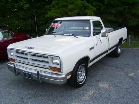 White Dodge Ram Truck D150 Ram Regular Cab.  Click to enlarge.