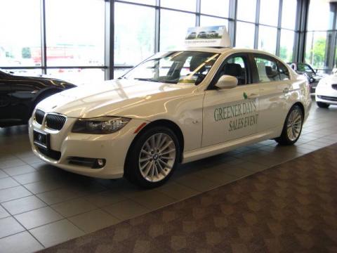 Alpine White BMW 3 Series 335d Sedan.  Click to enlarge.