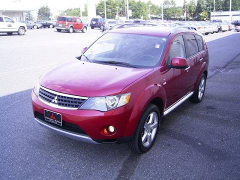 Rally Red Metallic Mitsubishi Outlander XLS 4WD.  Click to enlarge.