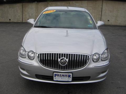 Quicksilver Metallic Buick LaCrosse CXL.  Click to enlarge.