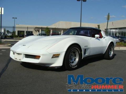 White Chevrolet Corvette Coupe.  Click to enlarge.