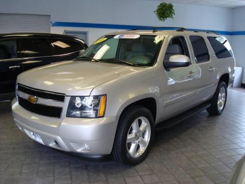 Silver Birch Metallic Chevrolet Suburban 1500 LTZ 4x4.  Click to enlarge.