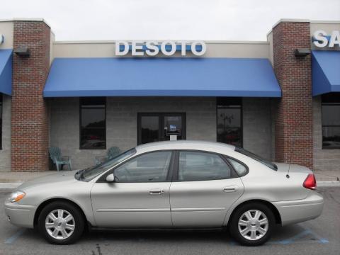 Gold Ash Metallic Ford Taurus SEL.  Click to enlarge.