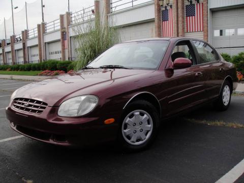 Ruby Red Hyundai Sonata GLS V6.  Click to enlarge.